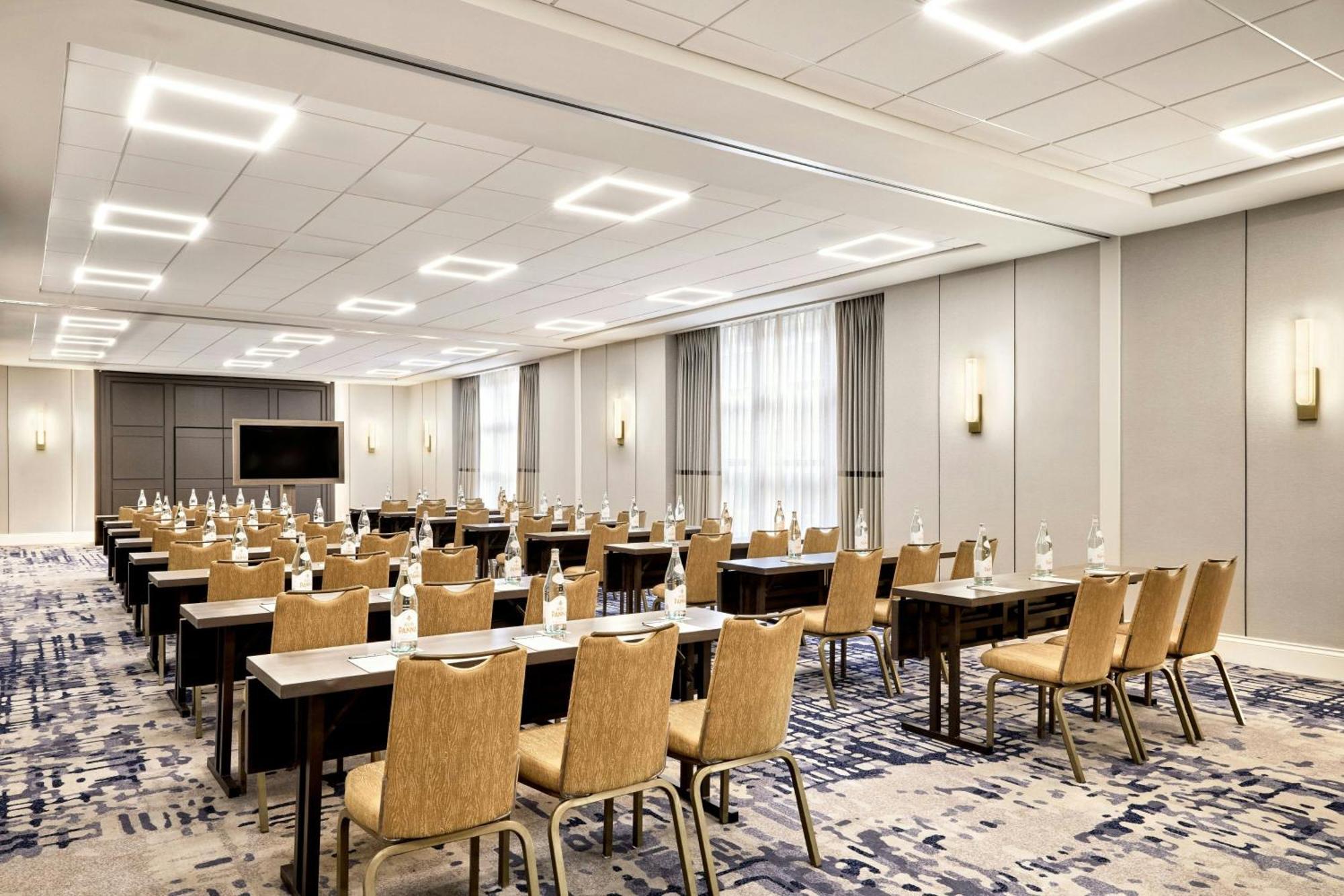 Jw Marriott Hotel 4*